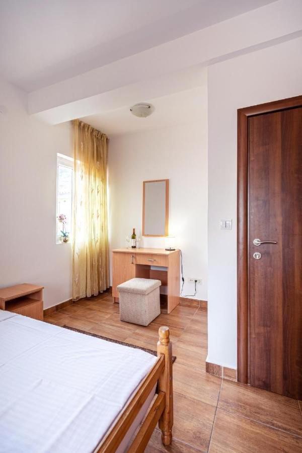 Apartmani Franeta Budva Bagian luar foto