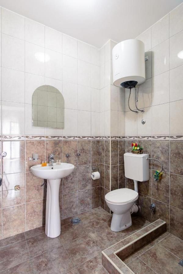 Apartmani Franeta Budva Bagian luar foto